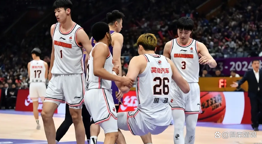 印度男篮强势崛起，击败强大对手晋级半决赛